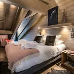 Le C By Alpine *